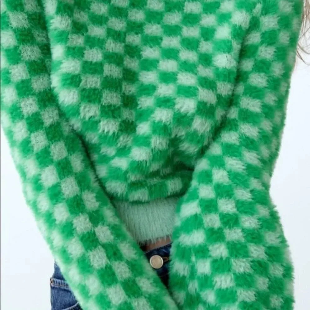 Zara Check Fuzzy Soft Cropped Sweater Green Sz Medium - Picture 2 of 8